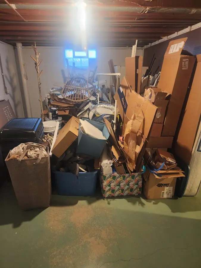 Roll-off dumpster container at job site for 8 Yard Dumpster Rental in Othello